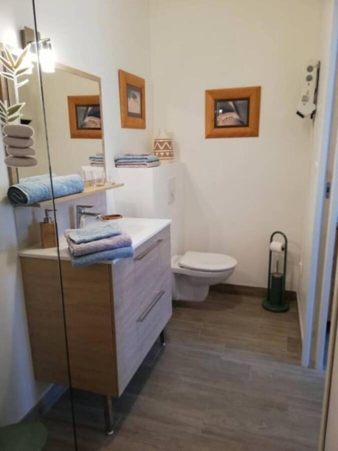 33 Bis Hotel Ла Рошел Екстериор снимка
